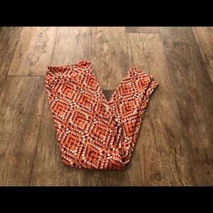 LuLaRoe Tall and Curvy Leggings